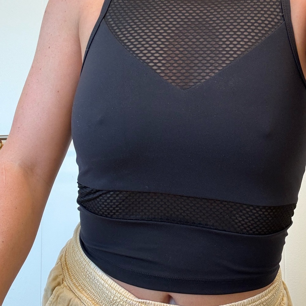 BOGO Manduka Mesh Lifting Athletic Wear Crop Top